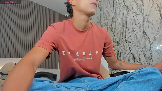 Snapshot of allens_joe chatting on February 2026 07:42:02 PM allens joe online show from February 2026 07:42:02 PM