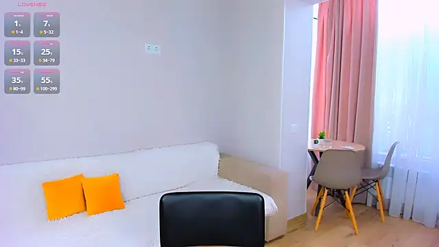 Feral  berry   online show from March 2026 08:33:02 AM