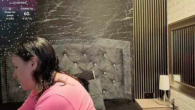 Snapshot of charlotte__G chatting on November 2025 08:47:01 AM charlotte G online show from November 2025 08:47:01 AM