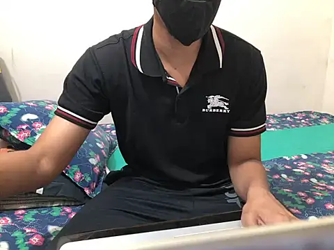 Snapshot of Zeuhorny chatting on March 2025 06:54:01 PM Zeuhorny online show from March 2025 06:54:01 PM