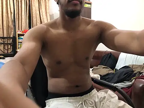 Snapshot of Zeuhorny chatting on October 2025 09:15:01 PM Zeuhorny online show from October 2025 09:15:01 PM