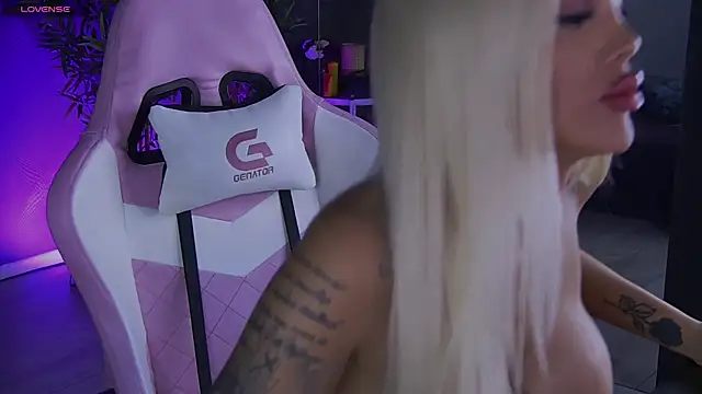 shayblonde online show from December 2024 03:07:02 AM