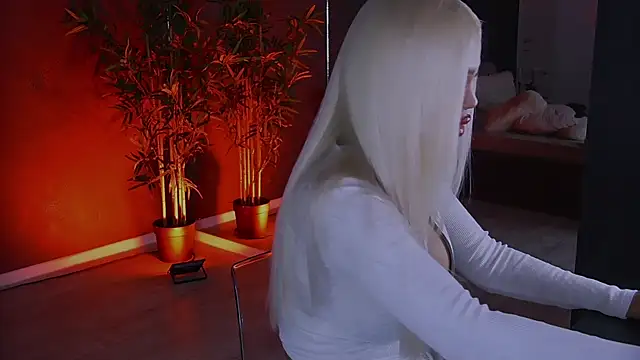 shayblonde online show from January 2025 01:13:01 AM