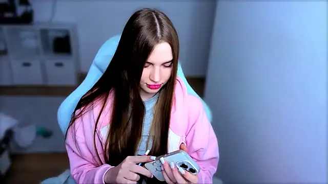 StellaLawless online show from November 2025 07:21:01 PM