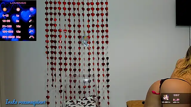 roxannequin66 online show from February 2025 07:35:01 PM