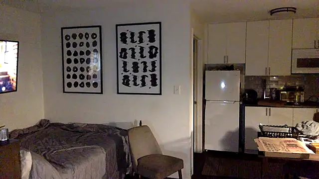 Snapshot of TheOnlyTwinTowers chatting on March 2026 05:35:02 AM TheOnlyTwinTowers online show from March 2026 05:35:02 AM