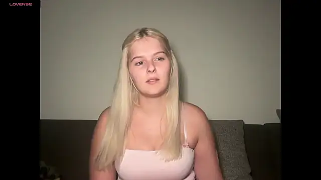 Allylove03 online show from November 2025 07:58:01 PM