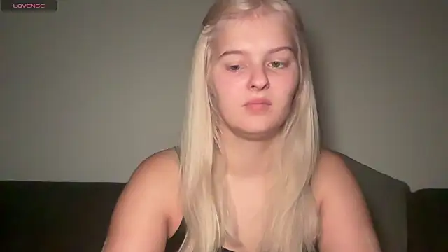 Allylove03 online show from November 2025 06:46:01 AM