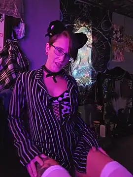 Snapshot of nephilaaranea chatting on April 2026 11:05:02 PM nephilaaranea online show from April 2026 11:05:02 PM