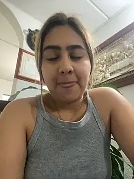 Snapshot of Miabonnett_ chatting on February 2025 12:51:01 AM Miabonnett online show from February 2025 12:51:01 AM