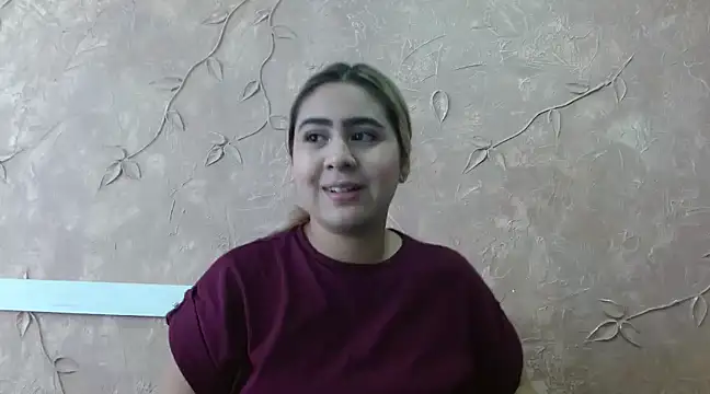 Snapshot of Miabonnett_ chatting on February 2025 12:59:01 PM Miabonnett online show from February 2025 12:59:01 PM