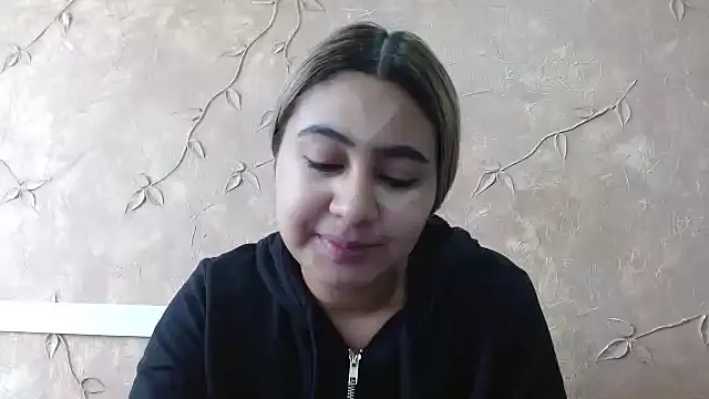 Snapshot of Miabonnett_ chatting on February 2025 12:06:02 PM Miabonnett online show from February 2025 12:06:02 PM