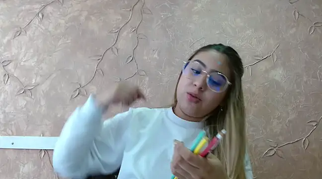 Snapshot of Miabonnett_ chatting on March 2025 04:06:02 PM Miabonnett online show from March 2025 04:06:02 PM