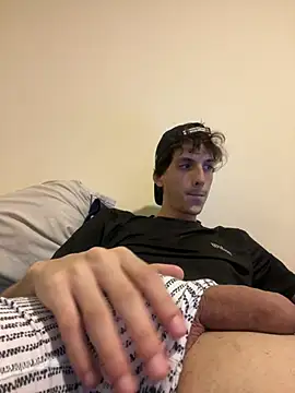 Snapshot of CamiloXx04 chatting on February 2026 02:52:01 AM CamiloXx04 online show from February 2026 02:52:01 AM