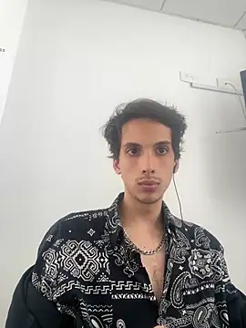 Snapshot of CamiloXx04 chatting on February 2026 07:36:02 PM CamiloXx04 online show from February 2026 07:36:02 PM