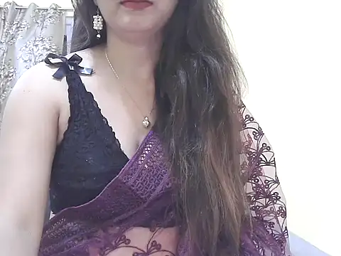 Snapshot of Model-Tanya chatting on March 2026 06:14:01 PM Model-Tanya online show from March 2026 06:14:01 PM