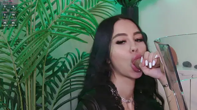 OnlyXandra online show from February 2025 02:54:01 PM