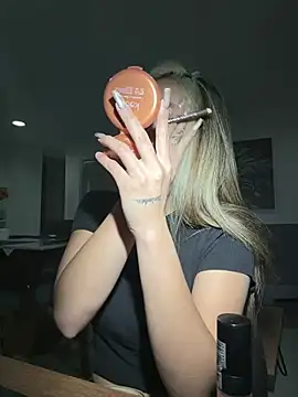 emma oxford online show from February 2026 02:21:01 AM