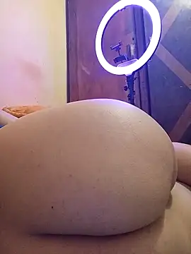 Mimy khalifa online show from April 2026 05:25:01 PM