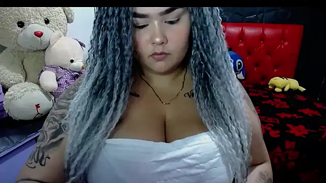 Snapshot of Fernanda_Big_Boobs chatting on February 2025 05:26:02 PM Fernanda Big Boobs online show from February 2025 05:26:02 PM