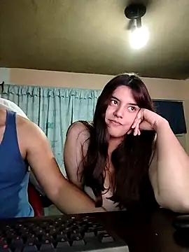 Snapshot of Carandrew chatting on January 2025 04:15:02 AM Carandrew online show from January 2025 04:15:02 AM