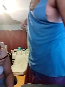 Snapshot of Carandrew chatting on March 2026 04:42:02 AM Carandrew online show from March 2026 04:42:02 AM