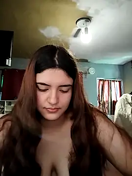 Snapshot of Carandrew chatting on April 2026 04:31:02 PM Carandrew online show from April 2026 04:31:02 PM