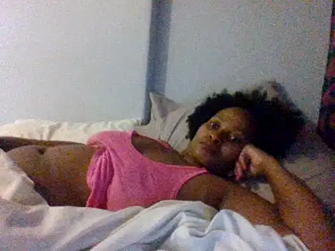 Snapshot of BabeAssXX chatting on January 2025 01:05:02 AM BabeAssXX online show from January 2025 01:05:02 AM