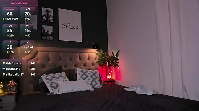 Snapshot of Lettie_brooks chatting on December 2024 03:40:02 AM Lettie brooks online show from December 2024 03:40:02 AM