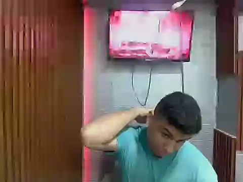 Snapshot of Zayden_Knox chatting on November 2025 12:46:01 AM Zayden Knox online show from November 2025 12:46:01 AM