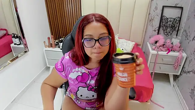 Snapshot of MADISON_ROWAN1 chatting on October 2025 03:02:02 AM MADISON ROWAN1 online show from October 2025 03:02:02 AM