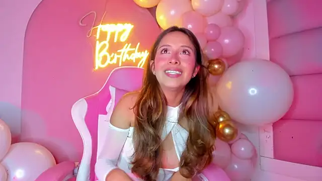 little-Emma online show from February 2025 09:23:01 AM