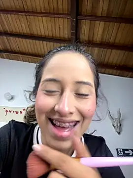 little-Emma online show from October 2025 02:53:01 AM