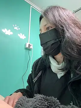 Reinacatchile online show from September 2025 01:21:01 PM