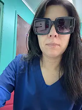 Reinacatchile online show from March 2026 02:36:02 PM