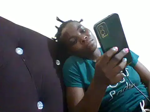 Snapshot of sexxyqueenn22 chatting on February 2025 09:59:01 PM sexxyqueenn22 online show from February 2025 09:59:01 PM