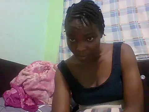 Snapshot of sexxyqueenn22 chatting on October 2025 05:44:01 PM sexxyqueenn22 online show from October 2025 05:44:01 PM