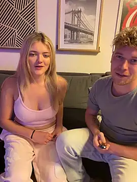 Snapshot of NickyGold_Official chatting on February 2026 05:22:02 PM NickyGold Official online show from February 2026 05:22:02 PM