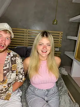 Snapshot of NickyGold_Official chatting on April 2026 08:45:02 PM NickyGold Official online show from April 2026 08:45:02 PM