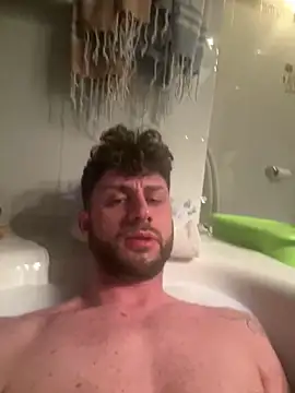 Snapshot of michifolli92 chatting on March 2025 09:49:02 AM michifolli92 online show from March 2025 09:49:02 AM