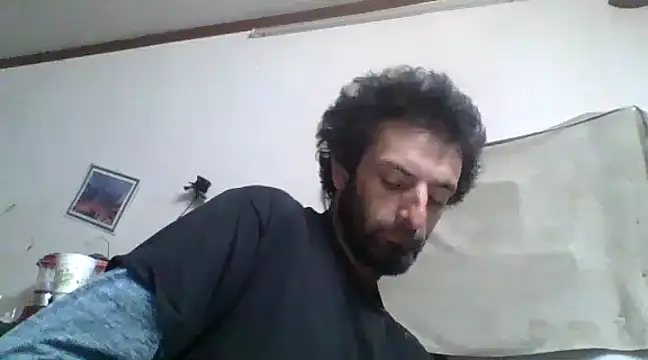 Snapshot of BigPeter6987 chatting on December 2024 05:37:01 PM BigPeter6987 online show from December 2024 05:37:01 PM