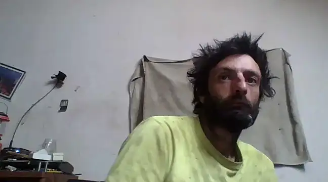 Snapshot of BigPeter6987 chatting on January 2025 12:12:01 AM BigPeter6987 online show from January 2025 12:12:01 AM