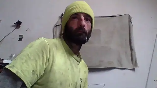 Snapshot of BigPeter6987 chatting on January 2025 12:24:01 PM BigPeter6987 online show from January 2025 12:24:01 PM