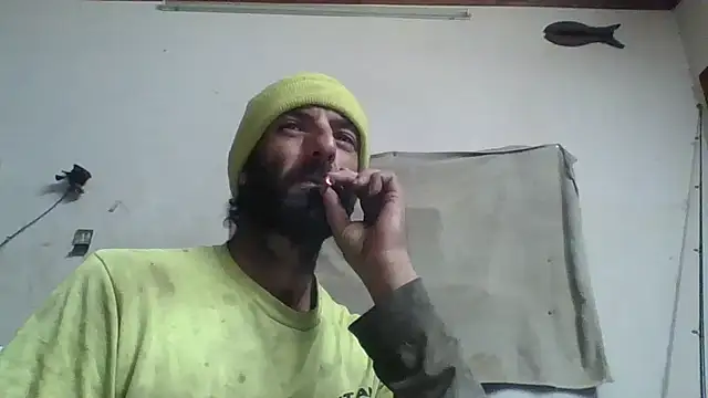 Snapshot of BigPeter6987 chatting on January 2025 09:42:01 PM BigPeter6987 online show from January 2025 09:42:01 PM