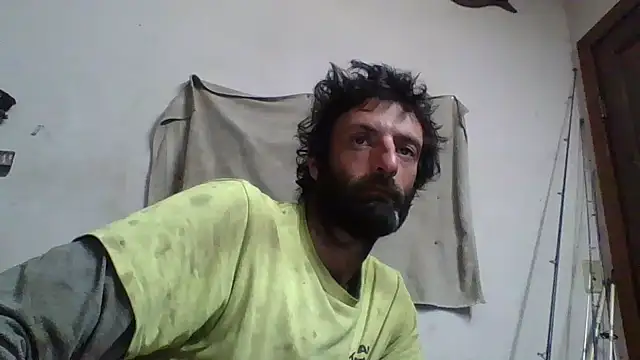 Snapshot of BigPeter6987 chatting on January 2025 08:25:02 PM BigPeter6987 online show from January 2025 08:25:02 PM