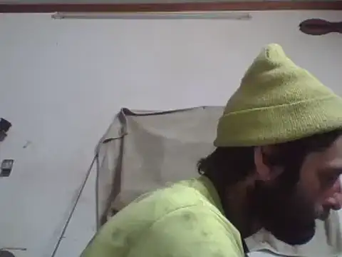 Snapshot of BigPeter6987 chatting on January 2025 09:44:02 PM BigPeter6987 online show from January 2025 09:44:02 PM