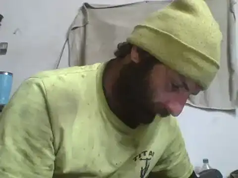 Snapshot of BigPeter6987 chatting on January 2025 07:59:02 PM BigPeter6987 online show from January 2025 07:59:02 PM