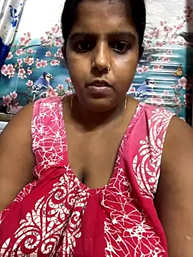 Beauty-queen online show from September 2025 01:44:02 PM