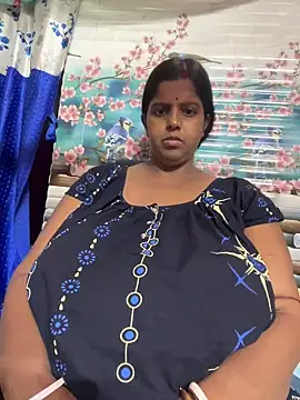 Beauty-queen online show from March 2026 11:10:01 AM