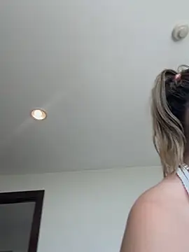 Snapshot of Alirawrz chatting on March 2026 05:19:01 AM Alirawrz online show from March 2026 05:19:01 AM